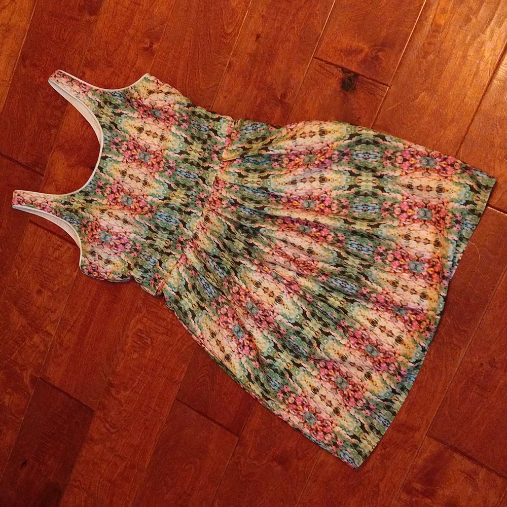 Dress, knee length, size M, Pin Larkin brand.